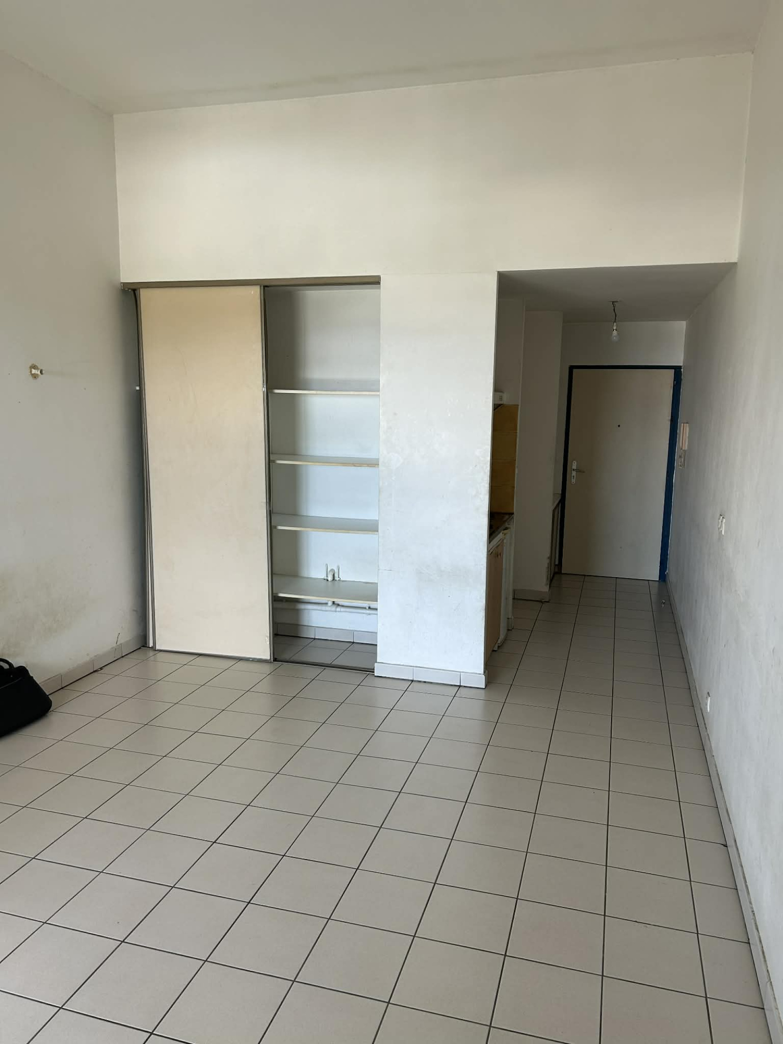 Image_, Studio, Saint-Denis, ref :BCVST150001137