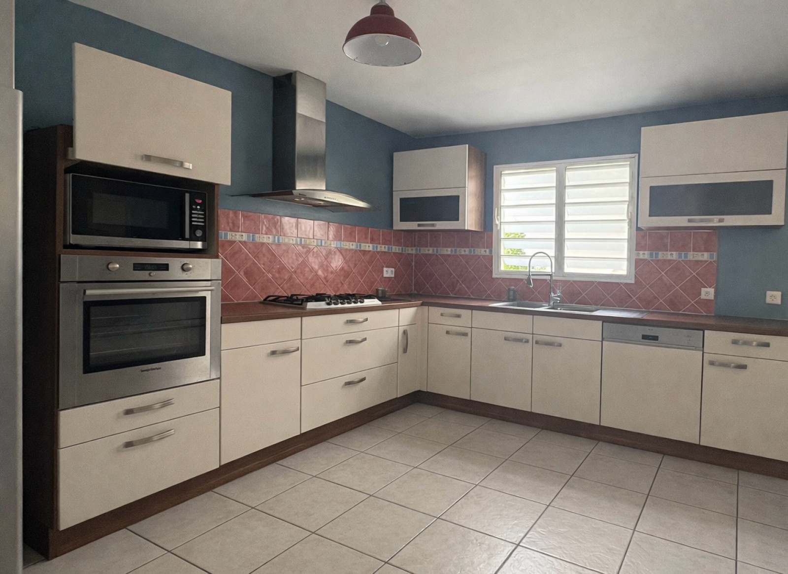 Image_, Maison, Sainte-Suzanne, ref :IVMA10001127