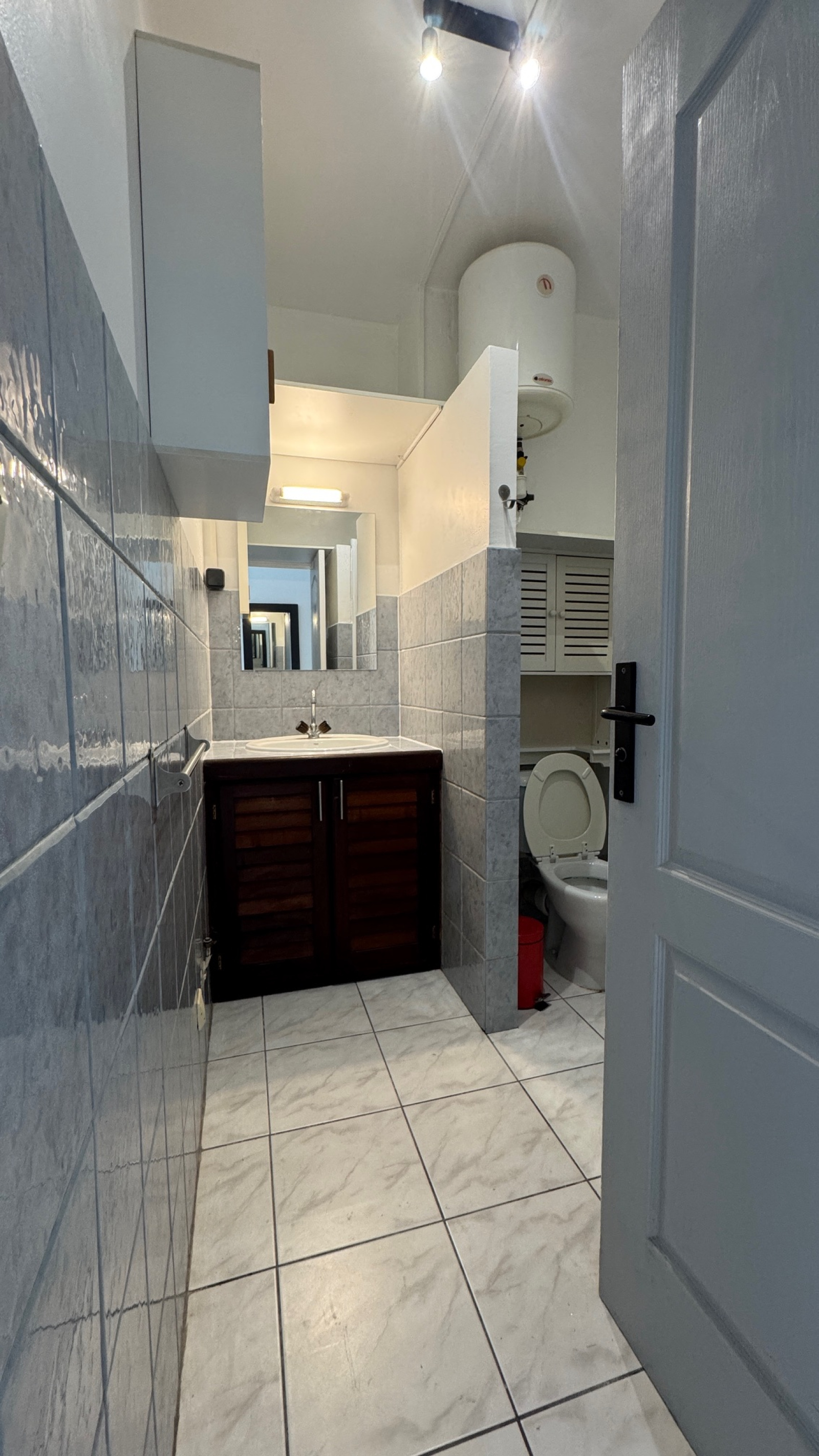 Image_, Studio, Saint-Denis, ref :ILST10001091