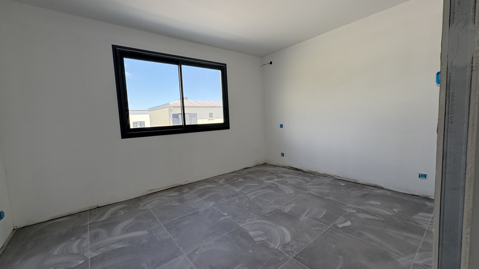 Image_, Maison, Sainte-Suzanne, ref :ILMA10001112